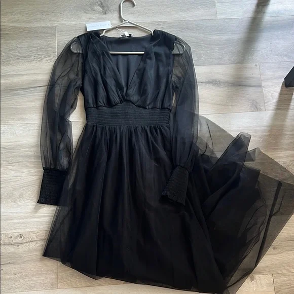 Baltic Born | Dresses | Baltic Born Black Bishop Sleeve Cocktail Gown |  Poshmark
